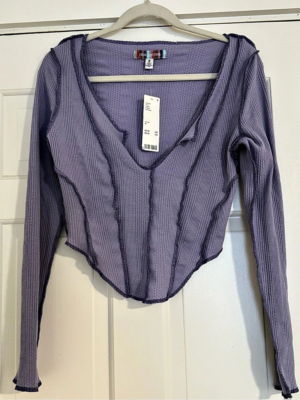 Urban Outfitters Long Sleeve V-Neck Top in Purple Size Medium NWT
